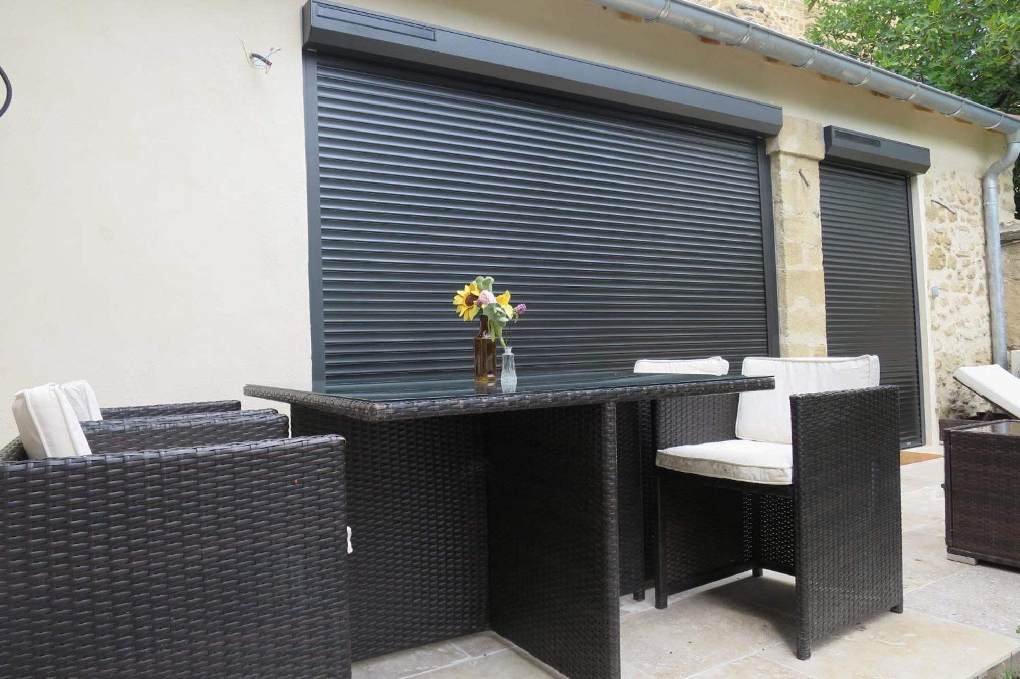 Ferienwohnung La Grotte Sérignan-du-Comtat Exterior foto